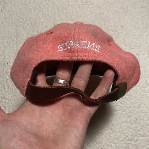 Supreme leather strap hat - Picture 2 of 2